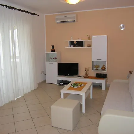 Апартаменты Biljana For Relaxing Holidays In