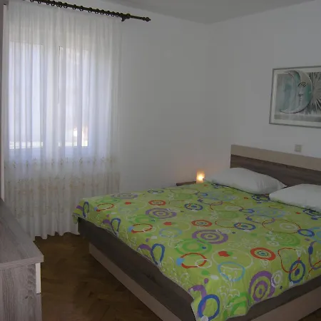 Biljana For Relaxing Holidays In Apartman