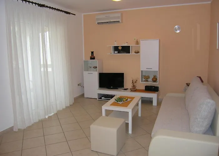 Apartament Biljana For Relaxing Holidays In